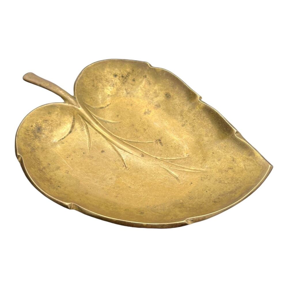 Vintage Brass Leaf Plate Trinket Jewelry Change Dishβ 7.5" x 5.5" Detailed Back